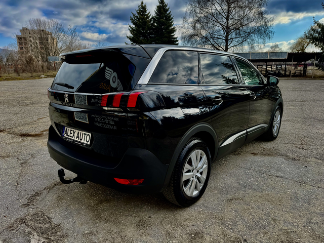 Peugeot 5008 1.5 / 6+ 1 места / Автомат / ЛИЗИНГ - автомобили, коли, обяви за нови и употребявани 5