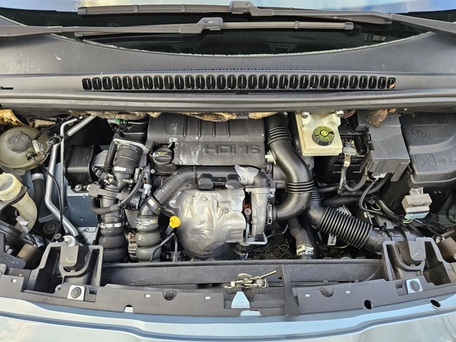 Peugeot 5008 1.6HDI-109кс= АВТОМАТ= НАВИ= АВТОПИЛОТ - автомобили, коли, обяви за нови и употребявани 16