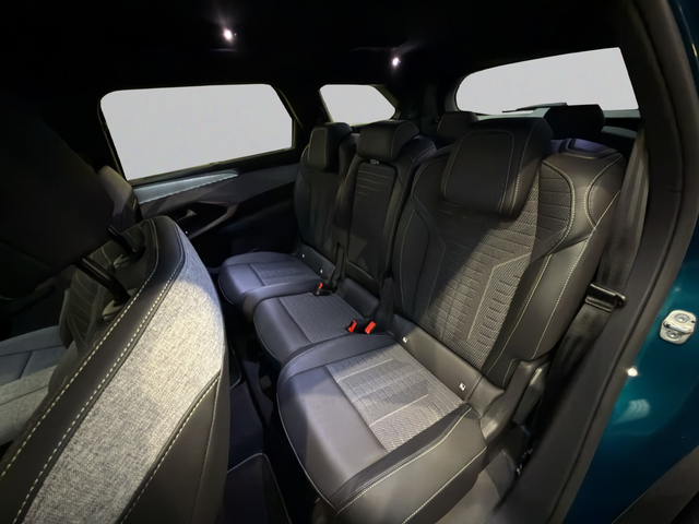 Peugeot 5008 GT 1.2 PureTech 145 HYBRID 48V e-DCS6 EURO 6.4 - автомобили, коли, обяви за нови и употребявани 11