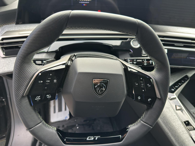 Peugeot 5008 GT 1.6 Plug-in HYBRID 2WD 195 e-DCS7 EURO 6.4 - автомобили, коли, обяви за нови и употребявани 12
