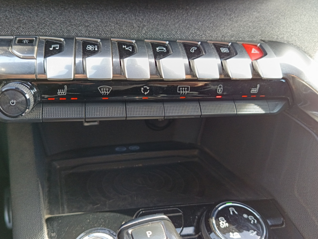 Peugeot 5008 GT - автомобили, коли, обяви за нови и употребявани 9