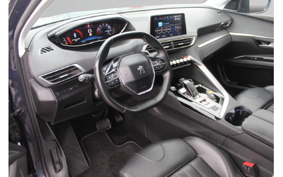 peugeot-5008-new-allure-1-2-pure-tech-130-eat8-s-s-e6-2 - 4