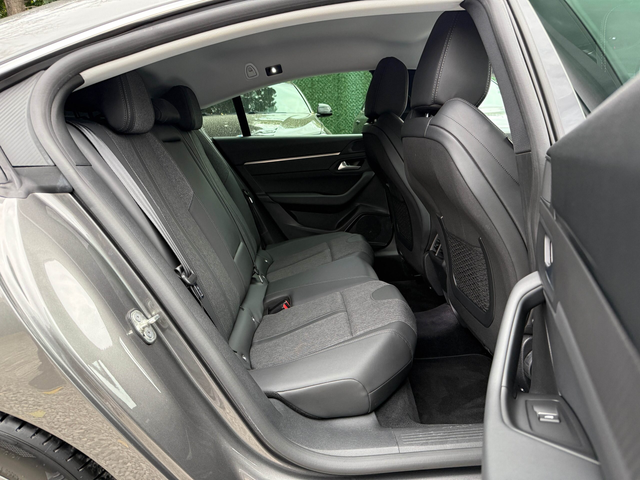 Peugeot 508 1.5BlueHDI/Allure/Active-LED/Automatic/Virtual/ACC - автомобили, коли, обяви за нови и употребявани 16