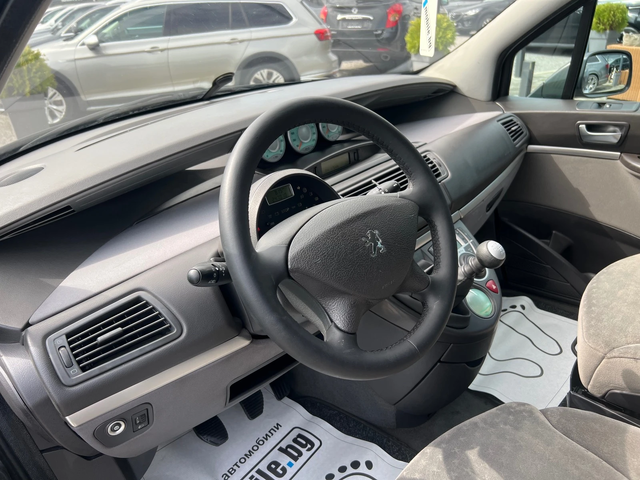 Peugeot 807 - автомобили, коли, обяви за нови и употребявани 10