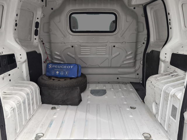 Peugeot Bipper товарен FOURGON COURT 1.3 BlueHDI 80 - автомобили, коли, обяви за нови и употребявани 11