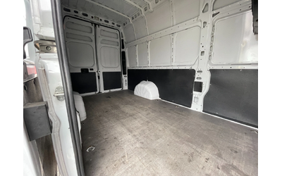 Peugeot Boxer 2.2 HDI върнат от оперативен лизинг - автомобили, коли, обяви за нови и употребявани 8