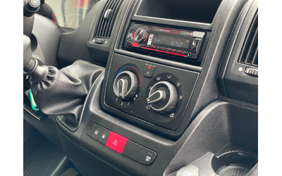 Peugeot Boxer Върнат от  лизинг - автомобили, коли, обяви за нови и употребявани 12