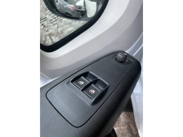 Peugeot Boxer 2.2HDi - автомобили, коли, обяви за нови и употребявани 6