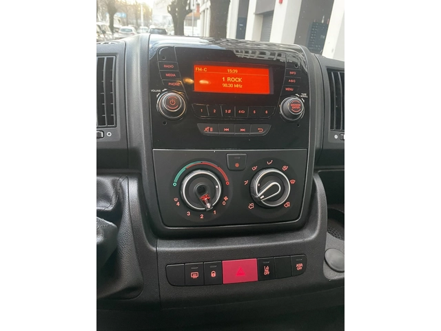 Peugeot Boxer 2.2HDi - автомобили, коли, обяви за нови и употребявани 7