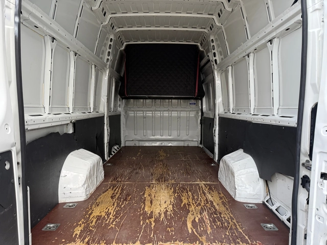 Peugeot Boxer 2.0 - автомобили, коли, обяви за нови и употребявани 13