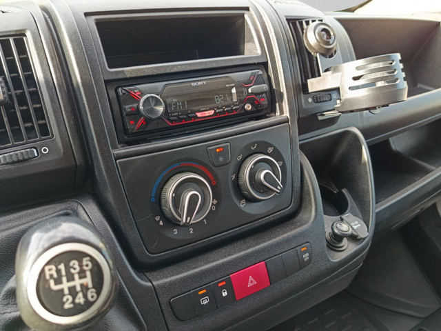 Peugeot Boxer товарен - автомобили, коли, обяви за нови и употребявани 10