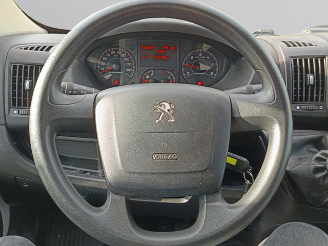 Peugeot Boxer товарен - автомобили, коли, обяви за нови и употребявани 9