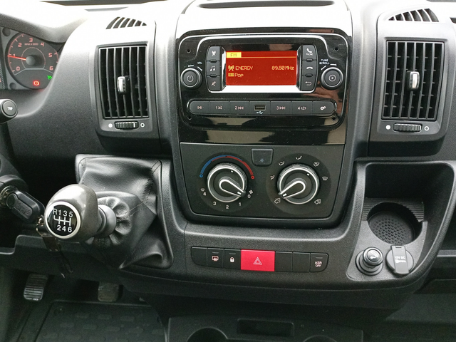 Peugeot Boxer товарен FT 335L3H2 2.2 BlueHDI 140 S&S E6.4 - автомобили, коли, обяви за нови и употребявани 12