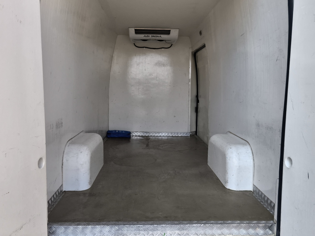 Peugeot Boxer товарен FT 435L4H3 2.2 BlueHDI 140 S&S E6 - автомобили, коли, обяви за нови и употребявани 13