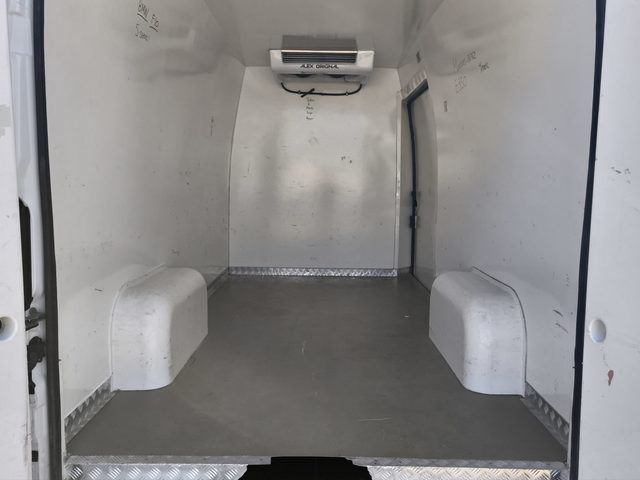 Peugeot Boxer товарен FT 435L4H3 2.2 BlueHDI 140 S&S E6 - автомобили, коли, обяви за нови и употребявани 11