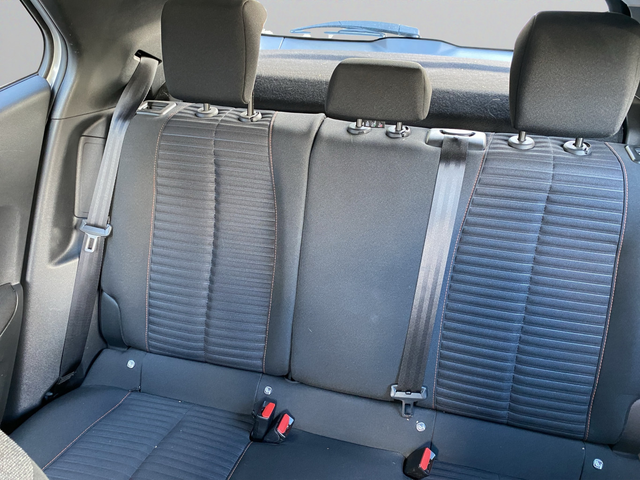 Peugeot e-2008 Active - автомобили, коли, обяви за нови и употребявани 10