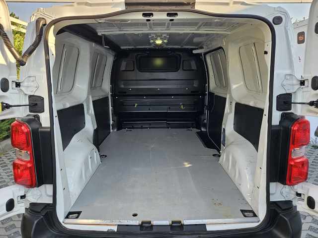 Peugeot Expert 1.5HDI-120КС= 124.000км= 6ck= ПАРКТРОНИК= CAR PLAY - автомобили, коли, обяви за нови и употребявани 8