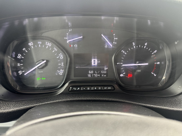 Peugeot Expert, 2022 г., 161500 км, 100 к.с. - автомобили, коли, обяви за нови и употребявани 10