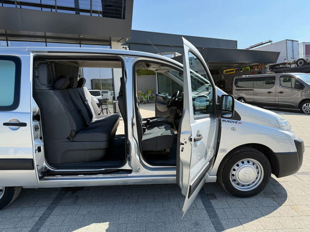 Peugeot Expert 1.6HDI Товаропътнически 6-местен Климатик - автомобили, коли, обяви за нови и употребявани 7