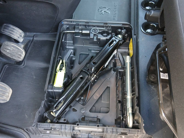 Peugeot Expert товарен EXPERT Standard - автомобили, коли, обяви за нови и употребявани 15