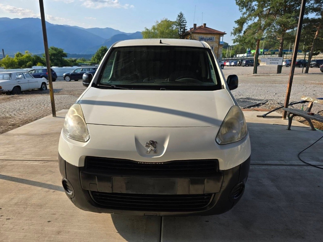 Peugeot Partner 1.6HDI - автомобили, коли, обяви за нови и употребявани 1