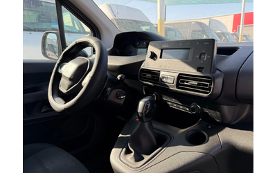 Peugeot Partner 1.5 HDi Euro 6D - автомобили, коли, обяви за нови и употребявани 9
