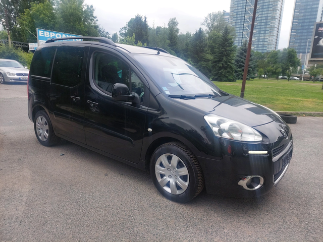 Peugeot Partner TePee 1, 6hdi 114ps 5 MECTA - автомобили, коли, обяви за нови и употребявани 0
