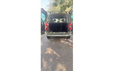 Peugeot Partner 1.6  HDI клима - автомобили, коли, обяви за нови и употребявани 6