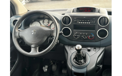 Peugeot Partner 1.6hdi 90kc - автомобили, коли, обяви за нови и употребявани 11