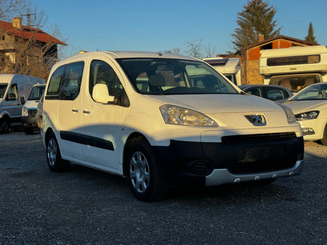 Peugeot Partner 1.6hdi 90kc - автомобили, коли, обяви за нови и употребявани 3
