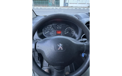Peugeot Partner - автомобили, коли, обяви за нови и употребявани 6