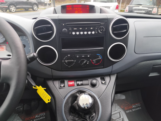 Peugeot Partner TEPEE* 1.6HDi* FACELIFT* LED* KLIMA* 5 МЕСТА - автомобили, коли, обяви за нови и употребявани 8