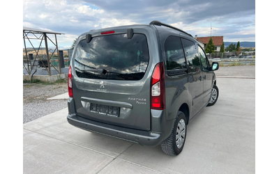 Peugeot Partner 1.6HDI - автомобили, коли, обяви за нови и употребявани 6