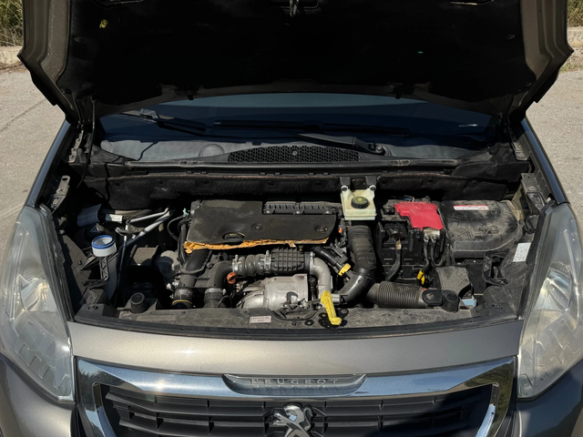 Peugeot Partner 1.6HDI / 120кс - автомобили, коли, обяви за нови и употребявани 13