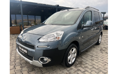 Peugeot Partner TEPEE* 1.6HDI* LED* TOP* - автомобили, коли, обяви за нови и употребявани 15