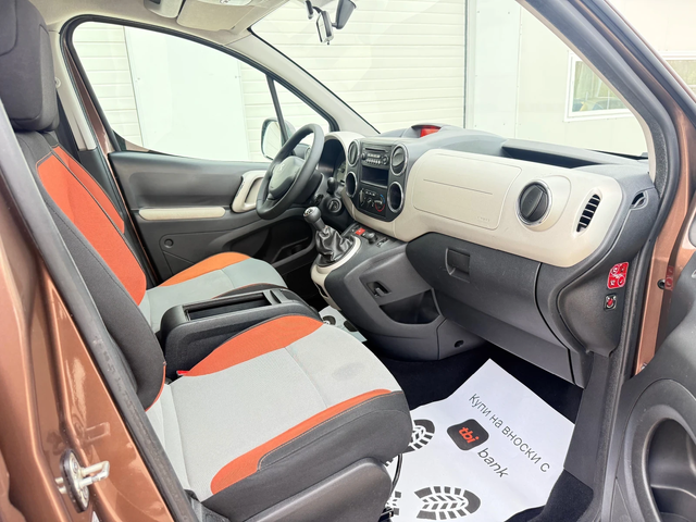 Peugeot Partner 1.6hdi 92k.c* Outdoor* Panorama* Tepee* - автомобили, коли, обяви за нови и употребявани 14