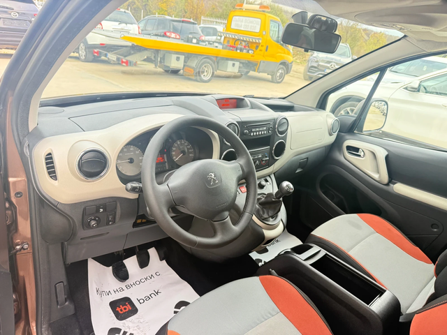 Peugeot Partner 1.6hdi 92k.c* Outdoor* Panorama* Tepee* - автомобили, коли, обяви за нови и употребявани 5