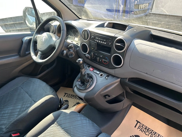Peugeot Partner - автомобили, коли, обяви за нови и употребявани 5