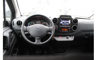 Peugeot Partner товарен El FRG COURT 49 - автомобили, коли, обяви за нови и употребявани 6