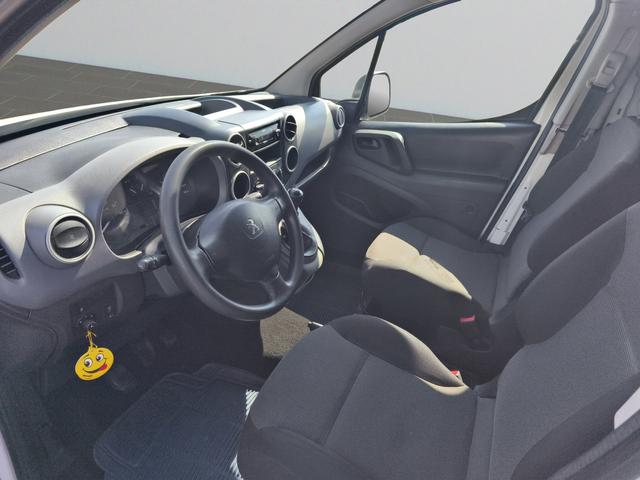 Peugeot Partner товарен FRG LONG 1.6 BlueHDI 100 - автомобили, коли, обяви за нови и употребявани 2