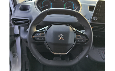 Peugeot Partner товарен Long 950 PREMIUM 100kW Batterie 50kWh - автомобили, коли, обяви за нови и употребявани 9