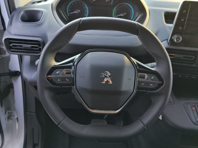 Peugeot Partner товарен Long 950 PREMIUM 100kW Batterie 50kWh - автомобили, коли, обяви за нови и употребявани 9