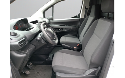 Peugeot Partner товарен Standard 650 PRO 1.6 BlueHDI 100 BVM5 6.1 - автомобили, коли, обяви за нови и употребявани 9
