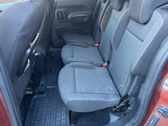 Peugeot Rifter - автомобили, коли, обяви за нови и употребявани 12