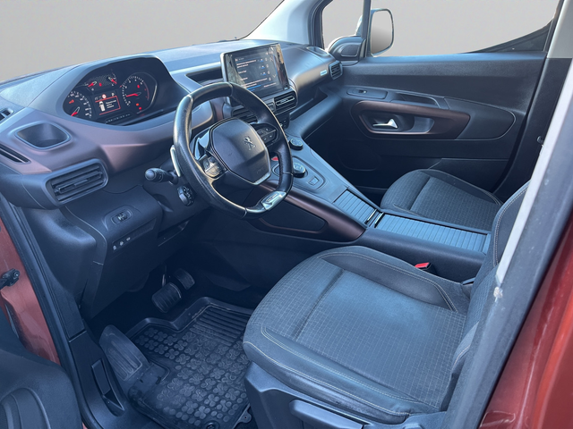 Peugeot Rifter - автомобили, коли, обяви за нови и употребявани 13