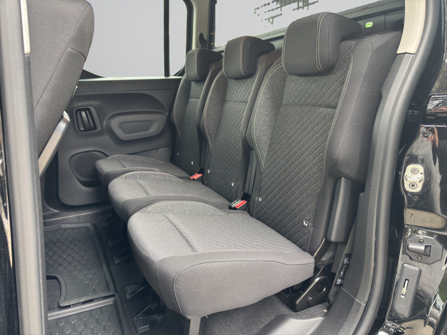 Peugeot Rifter MCA MPV Standard ALLURE 1.5 BlueHDI 130 BVM6 S&S E6.4 - автомобили, коли, обяви за нови и употребявани 12