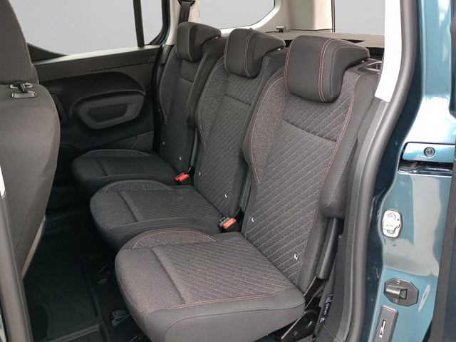 Peugeot Rifter MCA MPV Standard ALLURE 1.5 BlueHDI 130 EAT8 S&S E6.4 - автомобили, коли, обяви за нови и употребявани 10