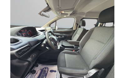 Peugeot Rifter MPV Standard ALLURE 1.5 BlueHDI 130 BVM6 S&S E6.4 - автомобили, коли, обяви за нови и употребявани 9