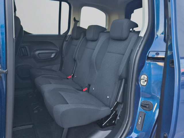 Peugeot Rifter Standard ALLURE 1.5 BlueHDI 130 EAT8 STT E6.2 - автомобили, коли, обяви за нови и употребявани 11