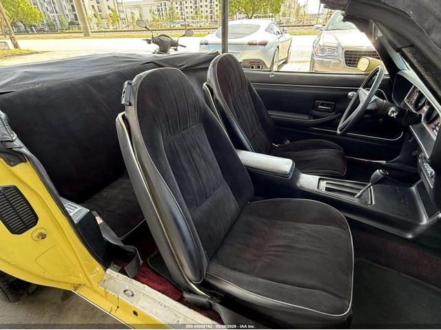 Pontiac Firebird - автомобили, коли, обяви за нови и употребявани 5